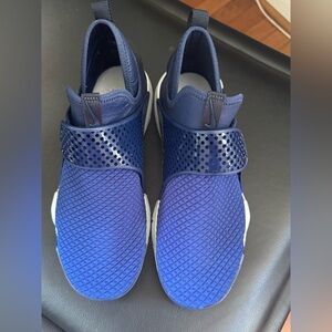 Nike Men's Blue Slip-On Sneakers, LIKE NEW